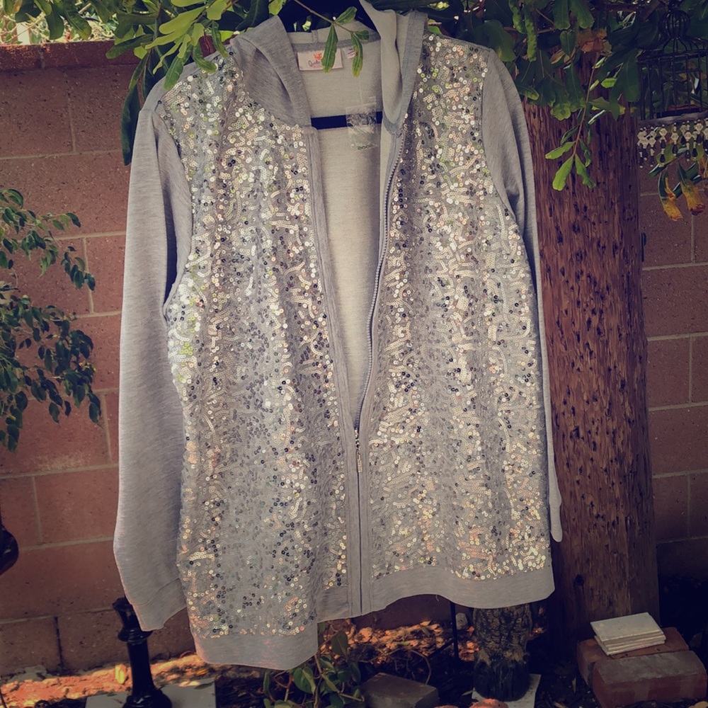 Sequin fleece jacket with pants light gray color